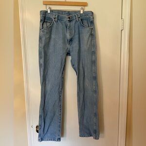 Men’s Wrangler Jeans